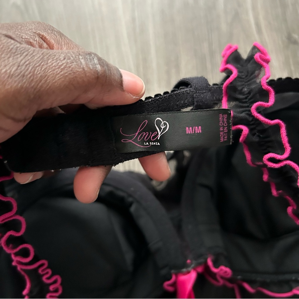 La SENZA Black Slip Dress with Pink Lace Trim - Picture 2 of 3